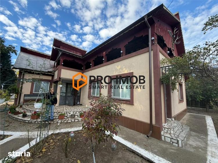 Casă cu 4 camere decomandat cu Teren 2623 Mp în Săgeata
