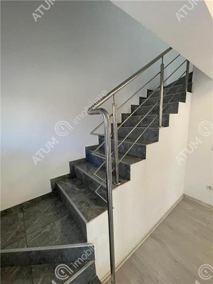 Duplex cu 4 camere cu Canalizare în Daia