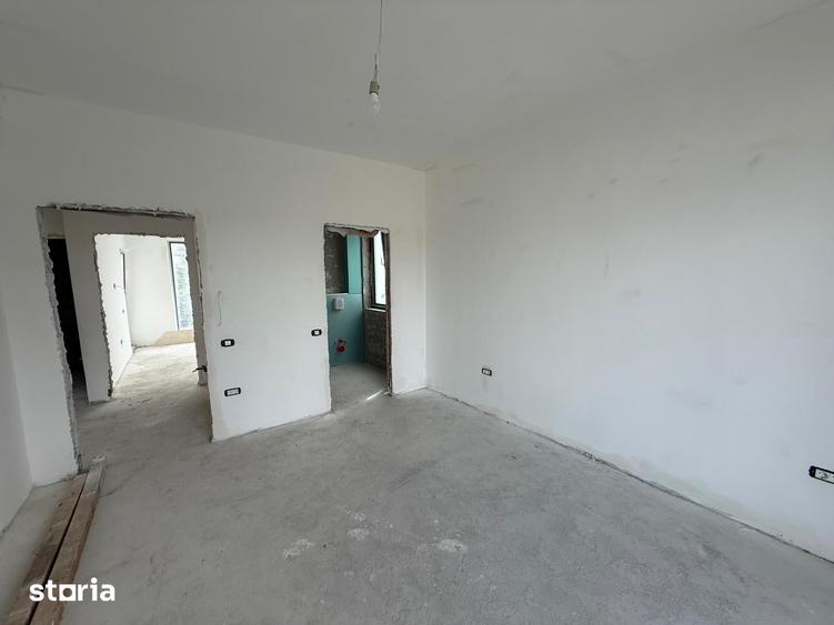 Casă cu 4 camere cu Teren 250 Mp în Ghencea