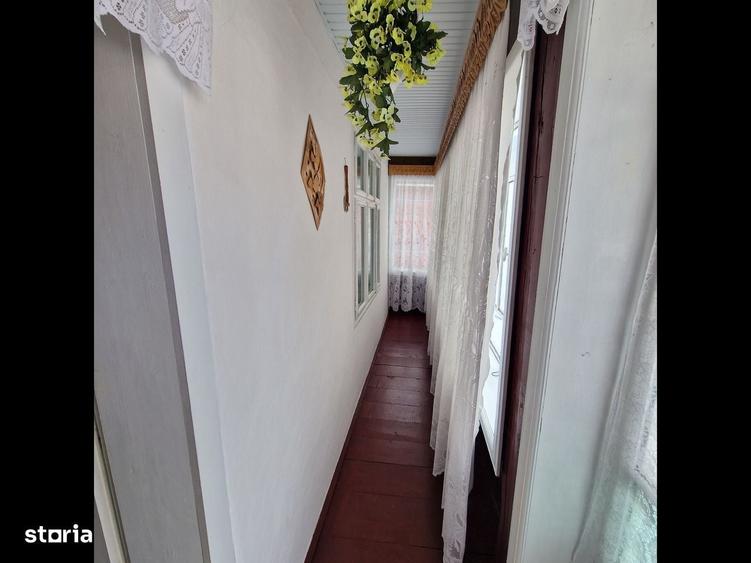 Casă cu 4 camere cu Teren 2676 Mp în Central