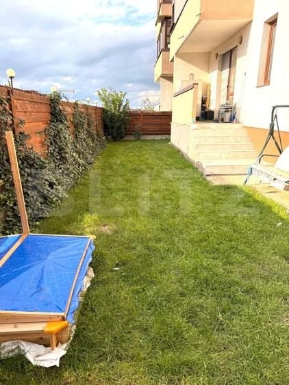 Apartament cu 2 camere semidecomandat în Sânpetru