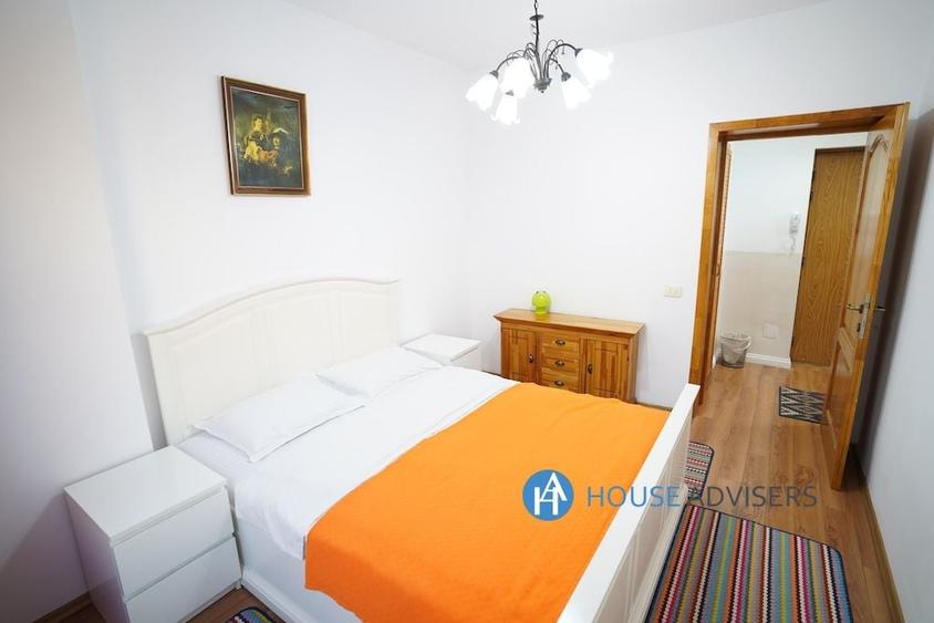 Apartament cu 3 camere, mobilat în Romană