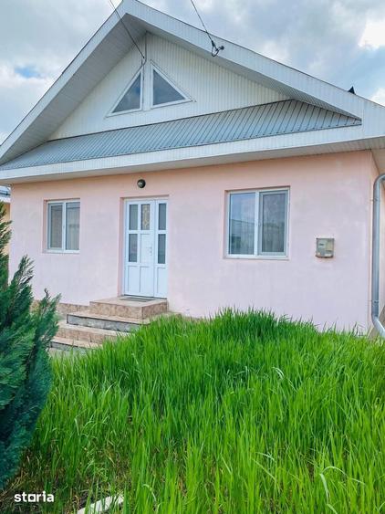 Casă cu 4 camere cu Teren 412 Mp în Central