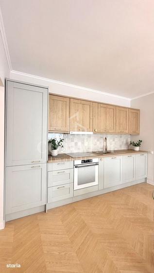 Apartament cu 3 camere în Florești