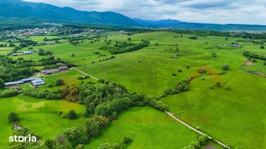 Teren de 576 mp, în Sadu