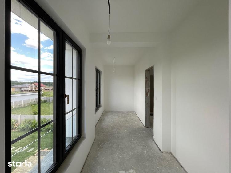 Casă cu 5 camere cu Teren 631 Mp în Ghiroda