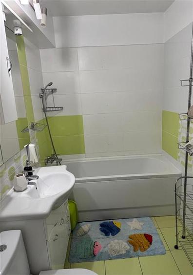Garsonieră semidecomandată, mobilată în Podul de Fier