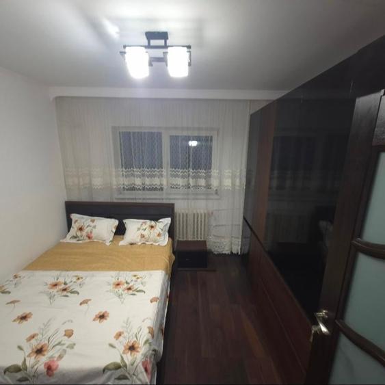 Apartament cu 2 camere decomandat în Basarabia