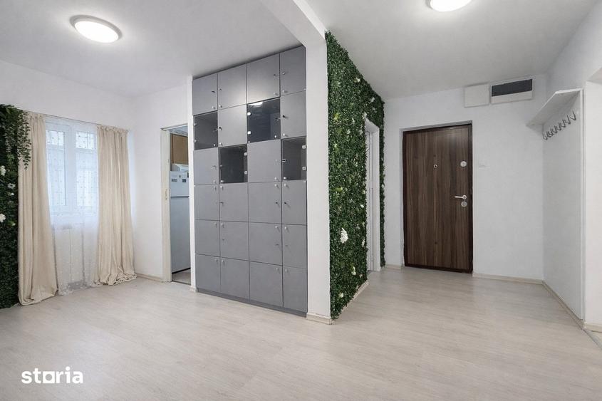 Apartament cu 3 camere decomandat în Nerva Traian