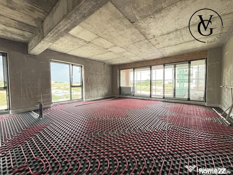 Apartament cu 4 camere decomandat în Central