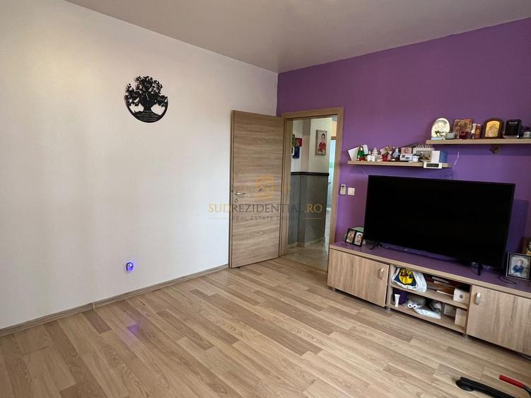 Apartament cu 2 camere decomandat, mobilat în Metalurgiei