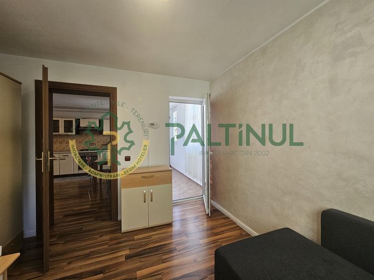 Apartament cu 3 camere decomandat în Ștrand