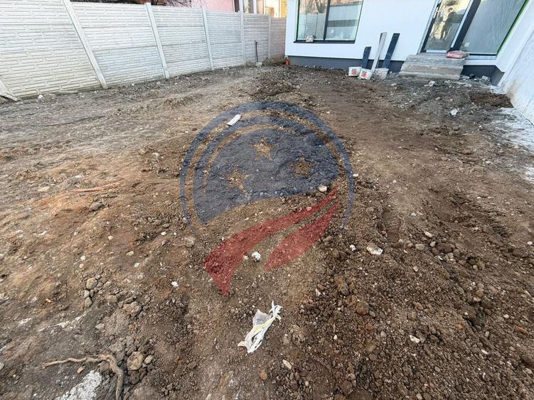 Casă individuală cu 4 camere cu Canalizare în Bariera Vâlcii