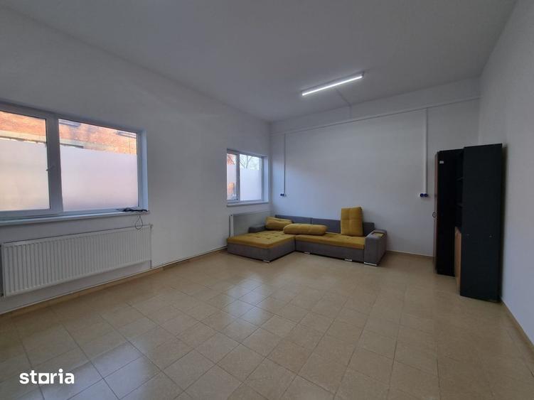Spațiu comercial, de 114 mp, în Zona industrială