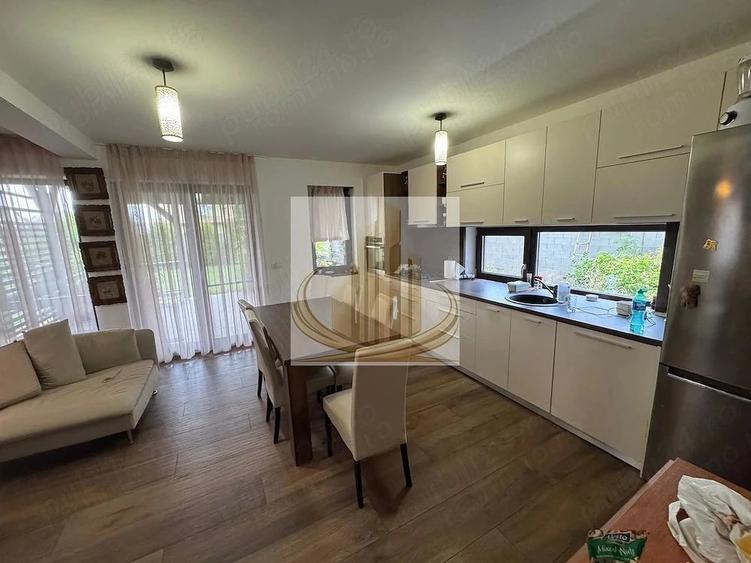Casă cu 2 camere cu Teren 697 Mp în Săcălaz
