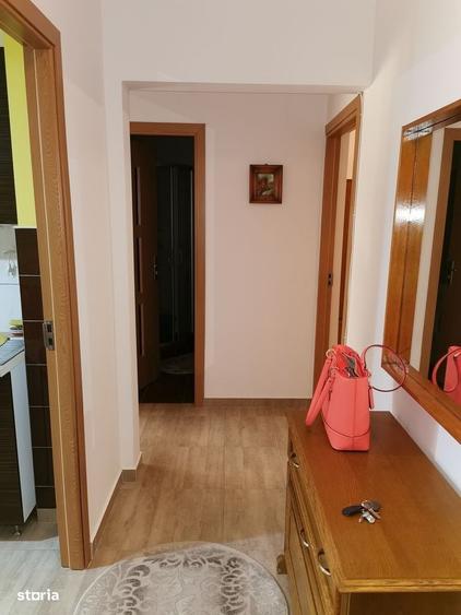 Apartament cu 2 camere decomandat în Obcini