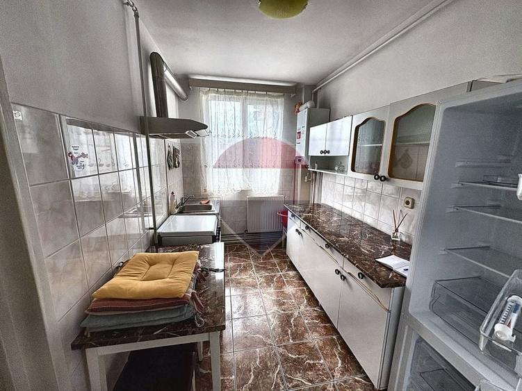 Apartament decomandat cu 2 camere de închiriat în zona Astra - 4