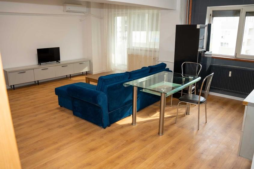 Apartament cu 2 camere semidecomandat în Panduri