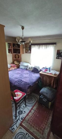 Casă cu 5 camere cu Teren 2267 Mp în Prajila