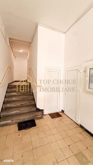 Apartament cu 3 camere decomandat în Tei