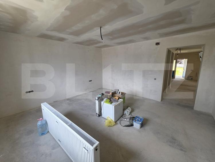 Casă individuală cu 5 camere cu Teren 820 Mp în Beliș