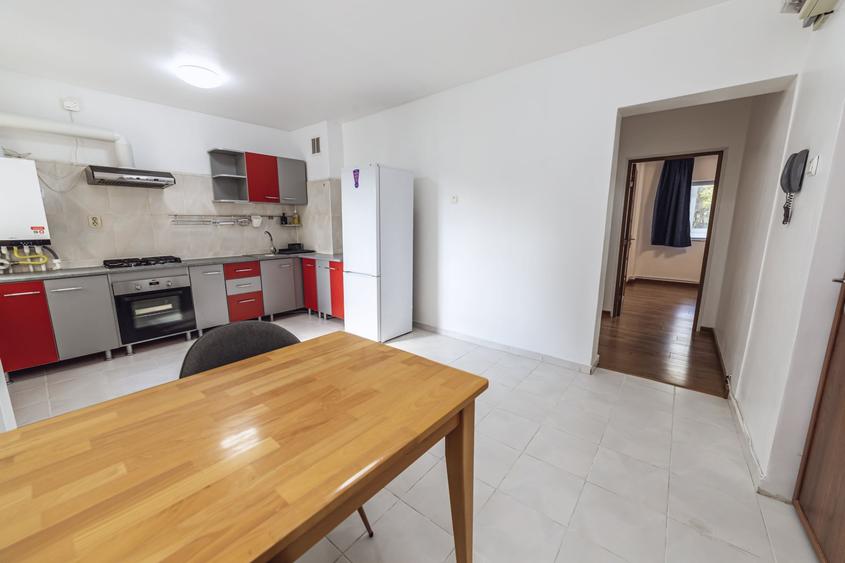 Apartament cu 2 camere decomandat, mobilat în Ștefan cel Mare