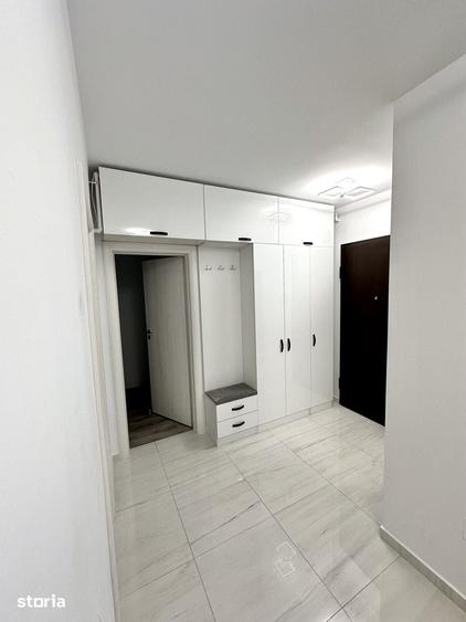 Apartament cu 3 camere decomandat în Dobroești
