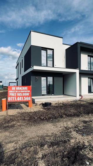 Duplex cu 4 camere cu Teren 390 Mp în Covaci