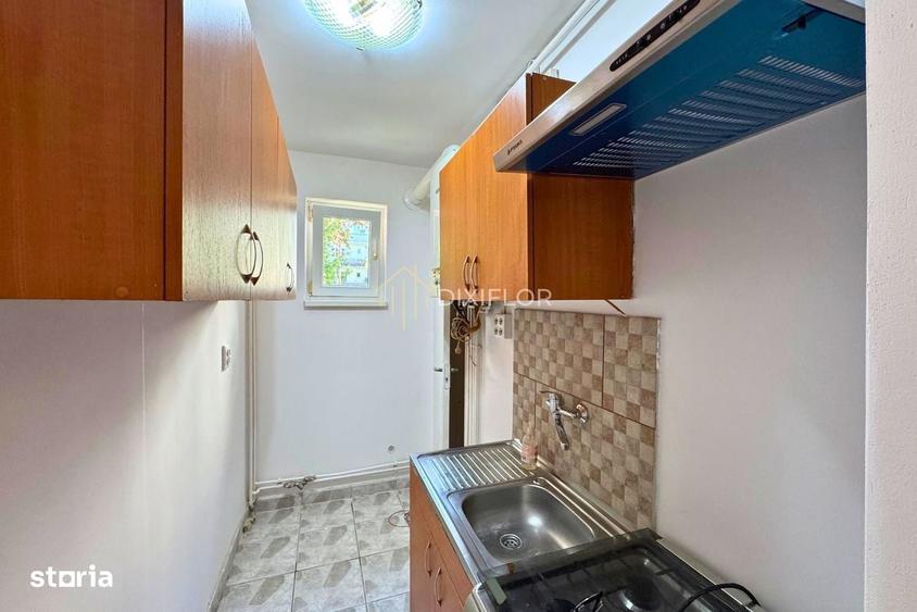 Apartament cu 3 camere decomandat în Mureșeni