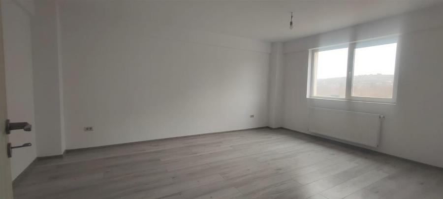Apartament cu 2 camere decomandat în Bucium