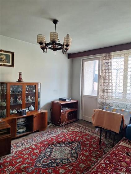 Apartament cu 2 camere circular în Vlahuță