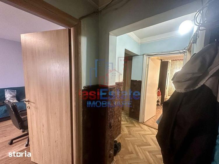 Apartament cu 4 camere decomandat în Galata
