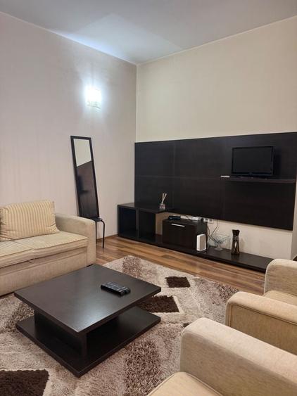 Apartament cu 2 camere decomandat în Dumbrăvița