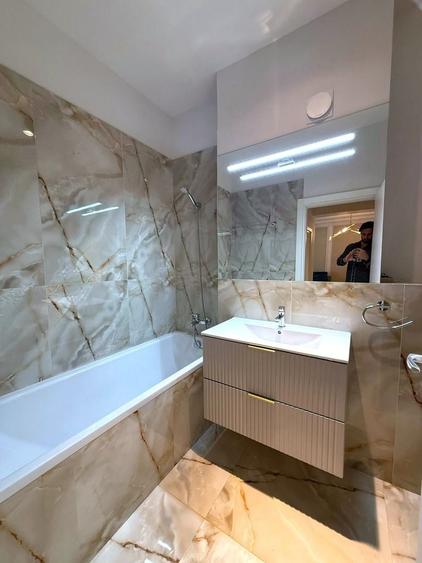 Apartament cu 2 camere, mobilat în Băneasa