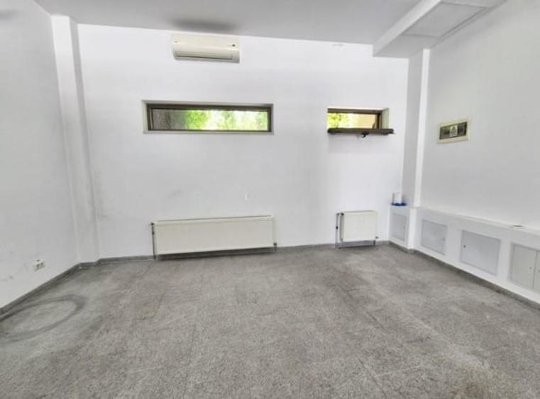 Tomis I, artera circulata, spatiu comercial amenajat - 6