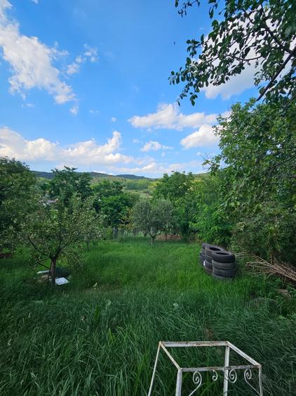 Casă individuală cu 3 camere cu Teren 940 Mp în Hăpria