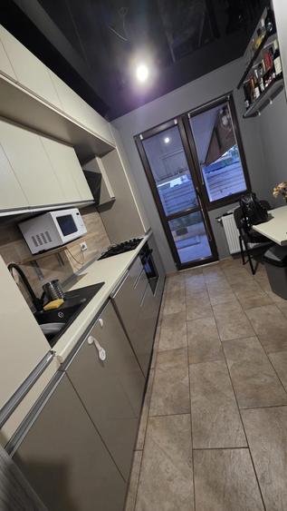 Apartament cu 2 camere decomandat în Olteni