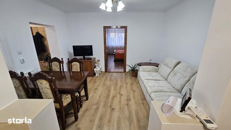 Casă cu 4 camere cu Teren 500 Mp în Iosia