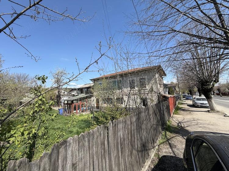 Casă cu 7 camere cu Teren 363 Mp în Central