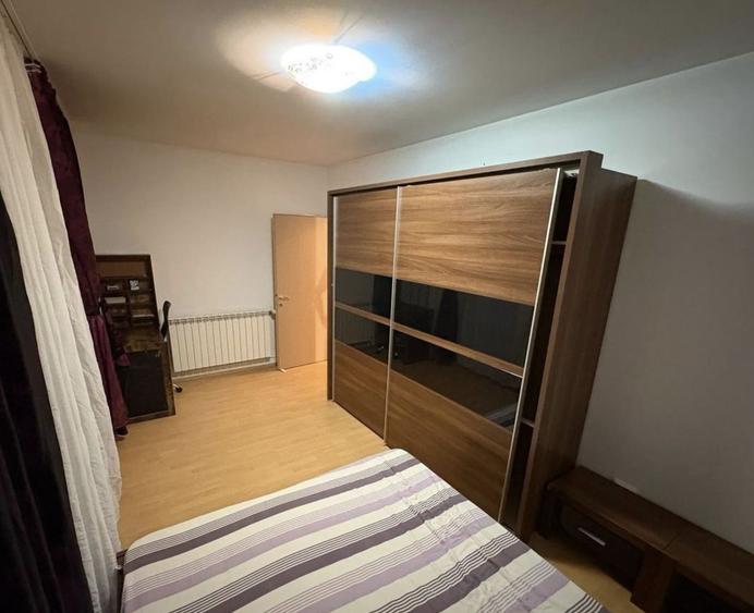 Apartament cu 3 camere decomandat, mobilat în Theodor Pallady