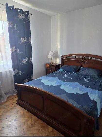Casă cu 3 camere decomandat cu Teren 875 Mp în Central