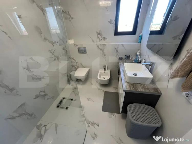 Casă cu 5 camere cu Teren 604 Mp în Central