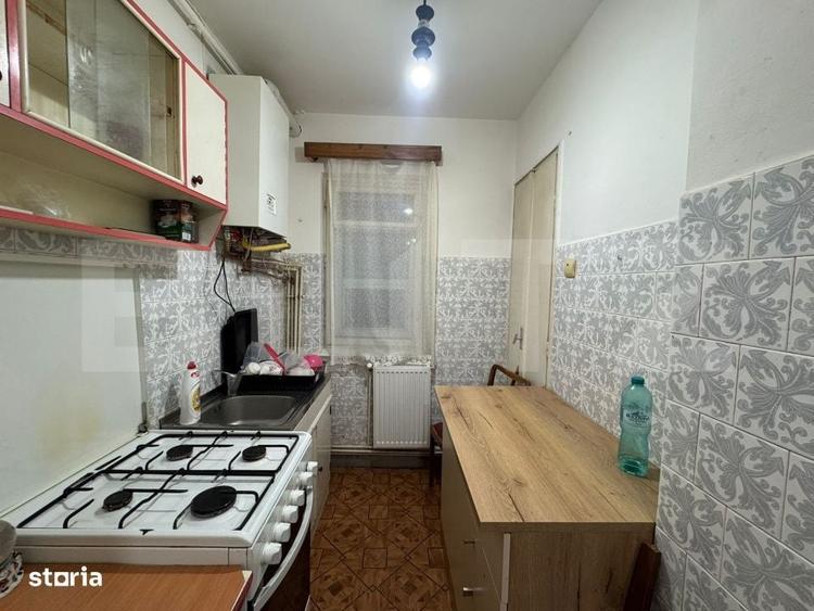 Apartament cu 3 camere decomandat în Deve