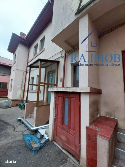 Casă cu 4 camere cu Teren 322 Mp în Ultracentral