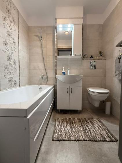 Apartament cu 3 camere, mobilat în Ultracentral