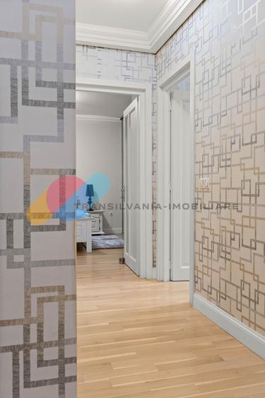 Apartament cu 2 camere decomandat, mobilat în Semicentral