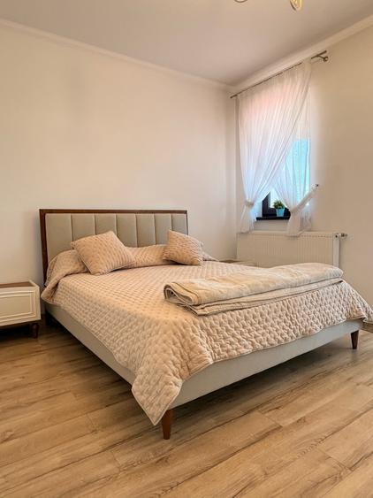 Apartament cu 3 camere decomandat, mobilat în Bucureștii Noi