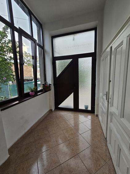 Casă cu 3 camere cu Canalizare în Barițiu