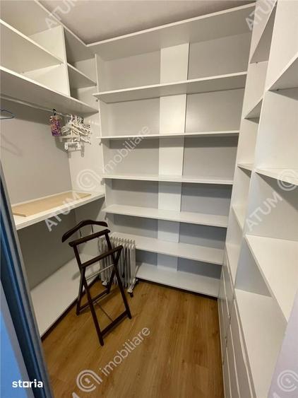 Apartament cu 3 camere decomandat, mobilat în Turnișor