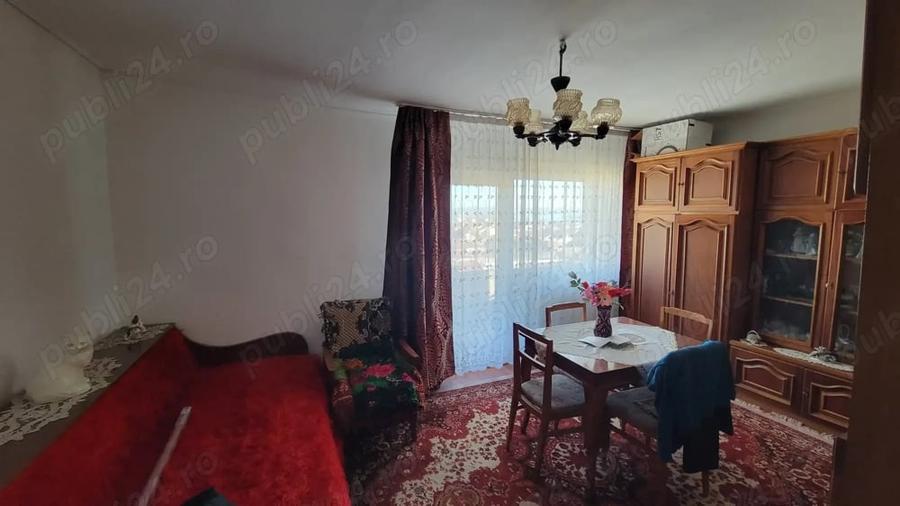 Apartament cu 2 camere decomandat în Exterior Vest